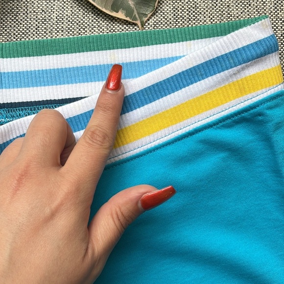 ☀️ Y2K Vintage Low Rise Shorts Circa 2007, Size: L - Picture 6 of 13